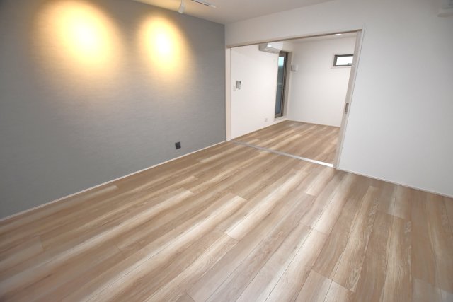 エスポワールの居間写真