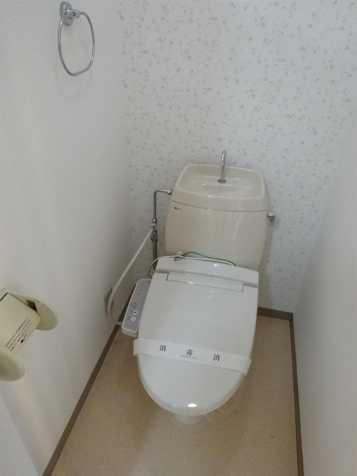 トイレ　トイレ