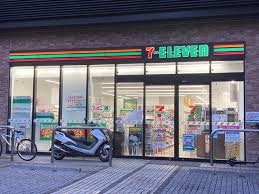 コンビニ　セブンイレブン渋谷恵比寿3丁目店（コンビニ）まで152m