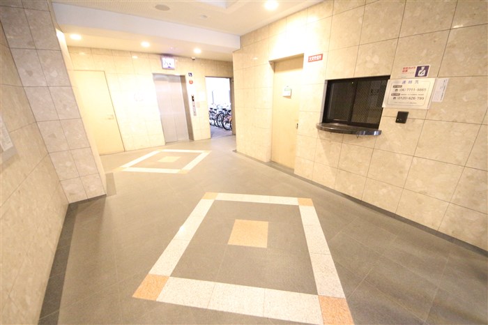 エントランス