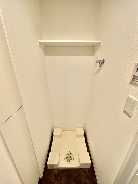 その他設備　屋内洗濯機置き場