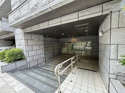 エントランス　☆きれいなエントランス☆