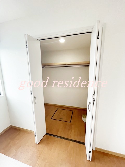 収納　【南向き♪ペットと暮らせる♪】スーパー至近住環境良好！