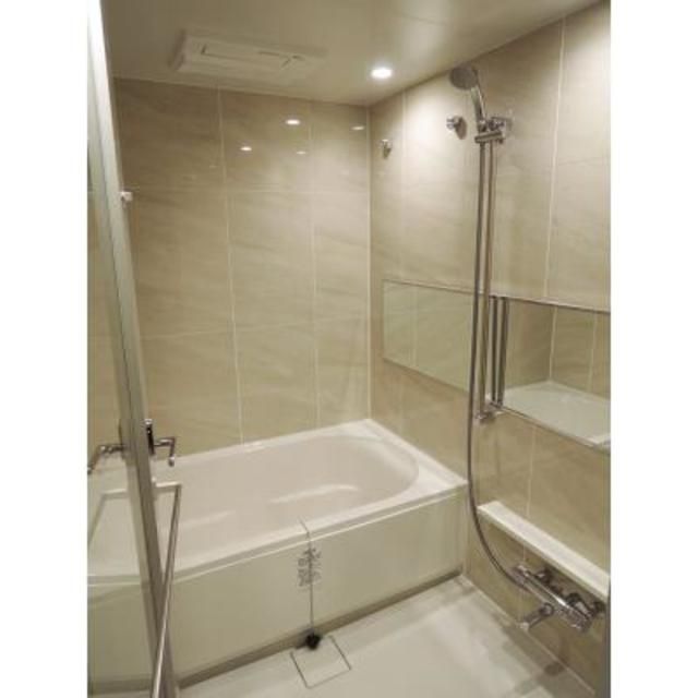 バス・シャワールーム　※写真は同タイプ住戸です。