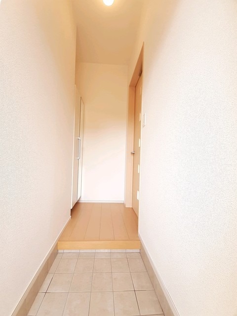 玄関　図面と現状に相違がある場合には現状を優先