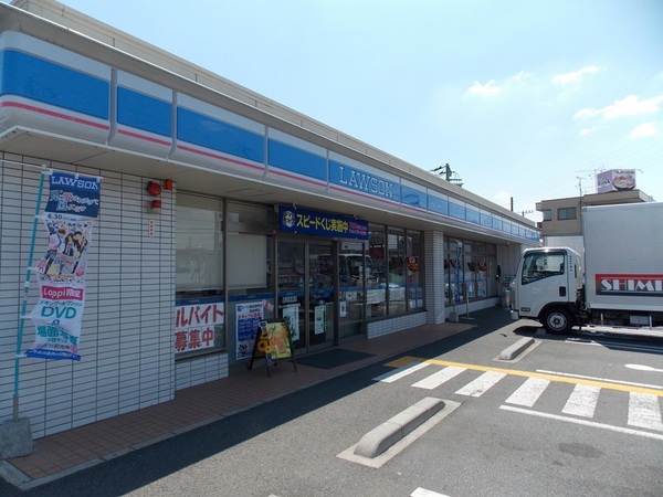 コンビニ　ローソン草加谷塚仲町店（コンビニ）まで359m