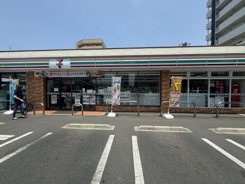 コンビニ　セブンイレブン 岡山大元駅北店（コンビニ）まで363m