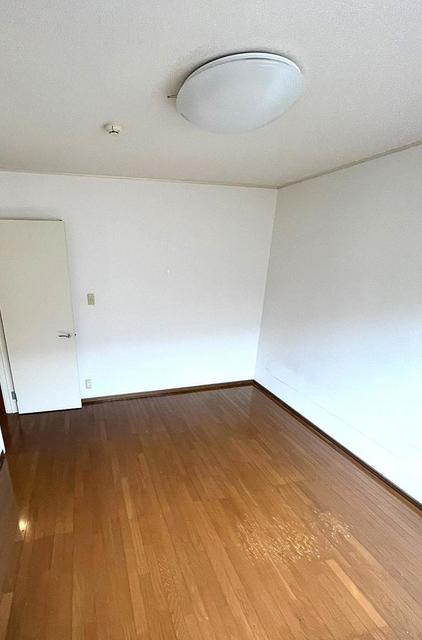 居室・リビング　同仕様参考写真
