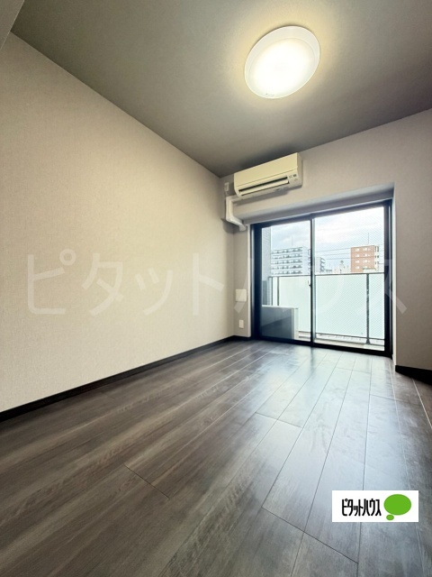 居室・リビング　角部屋ですよ！