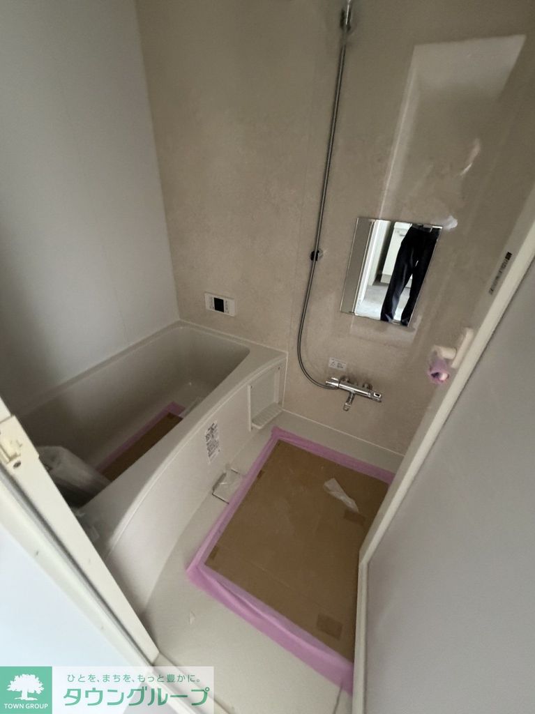 バス・シャワールーム　同お建物の別のお部屋のイメージです。また新築につき完成前と…
