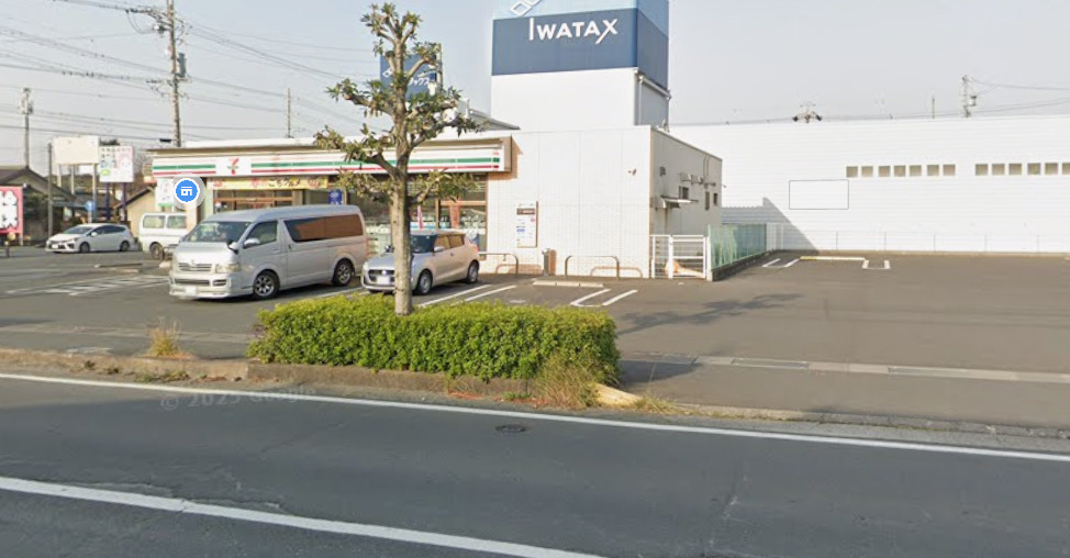 コンビニ　セブンイレブン磐田見附店（コンビニ）まで541m