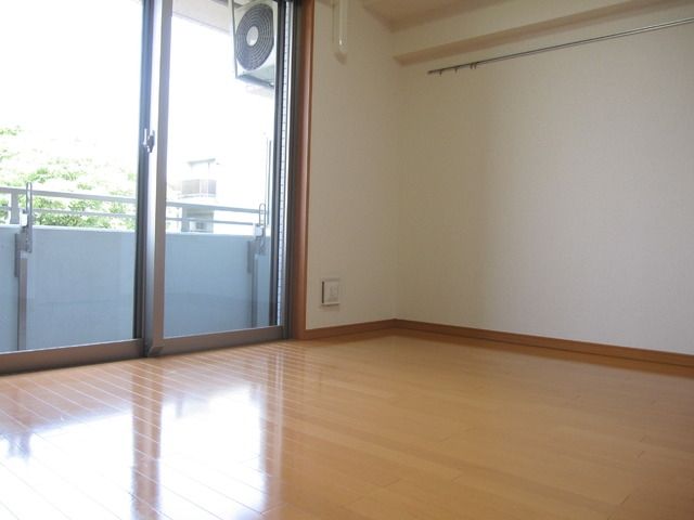 居室・リビング　タウンハウジング仙川店まで♪