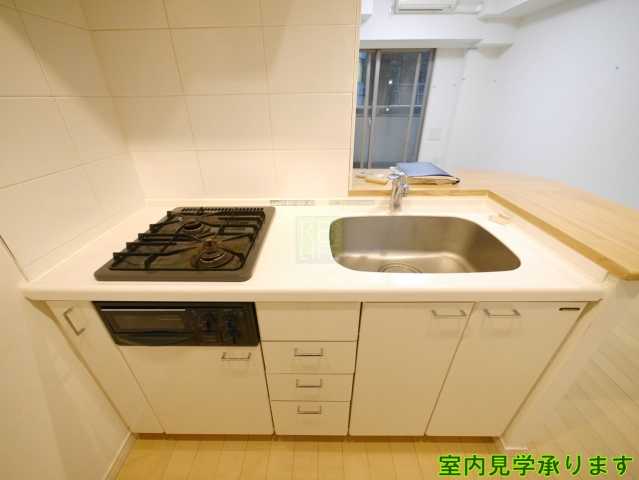 カスタリア新宿御苑のキッチン写真