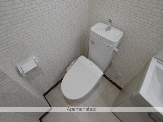 ＪＲ横浜線 淵野辺駅 徒歩17分 2階建 築9年のトイレ写真
