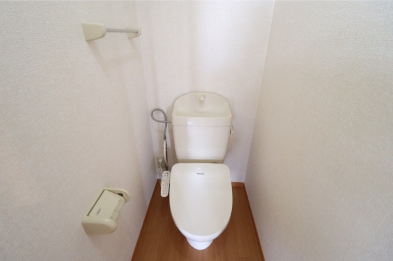 トイレ　図面と現状に相違がある場合には現状を優先