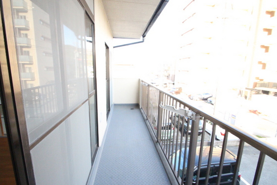バルコニー　※別部屋の写真です
