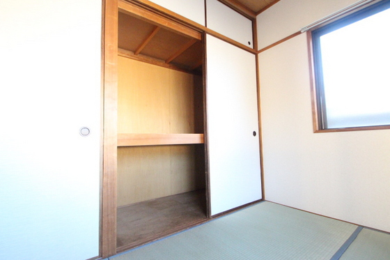 収納　※別部屋の写真です