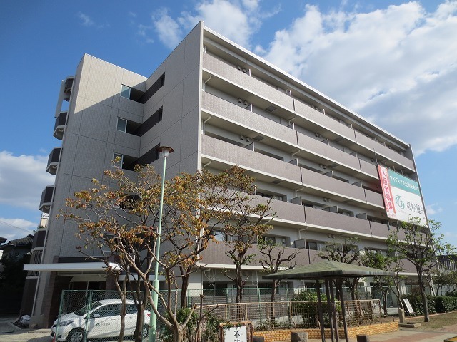 クランエシオの外観写真