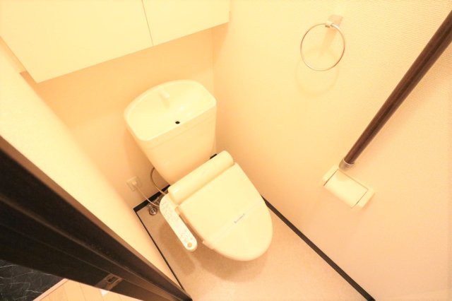 その他　温水洗浄便座を完備しており快適な毎日を！
