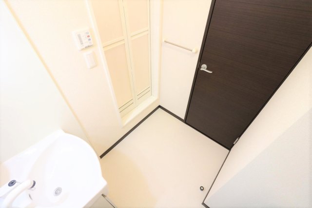 その他部屋・スペース　独立洗面台を完備しており女性の方にはおススメ！