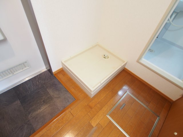 その他設備　室内洗濯機置き場あり(別部屋)