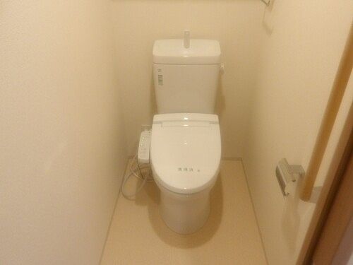 トイレ　ゆったりとした空間のトイレです