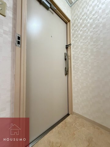 伊勢ハイムの玄関写真