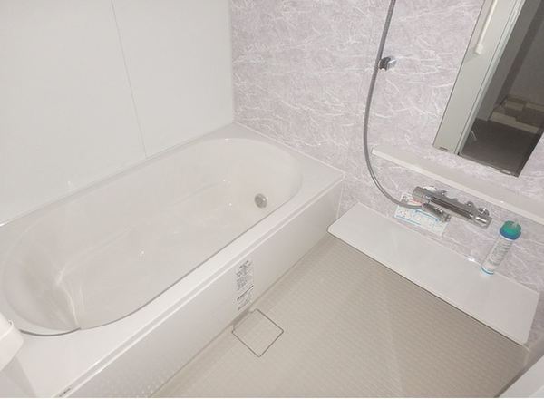 バス・シャワールーム　※別部屋参考写真
