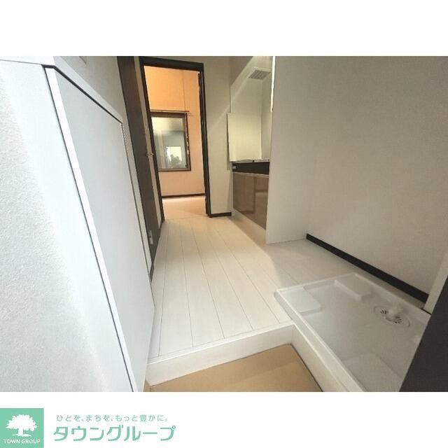 玄関　★お部屋探しは株式会社タウンハウジング東京まで★