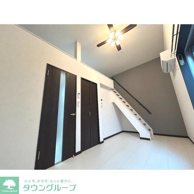 居室・リビング　★お部屋探しは株式会社タウンハウジング東京まで★