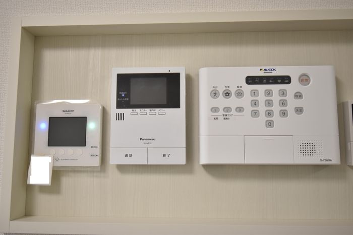セキュリティ　モニタ付インターホンです。