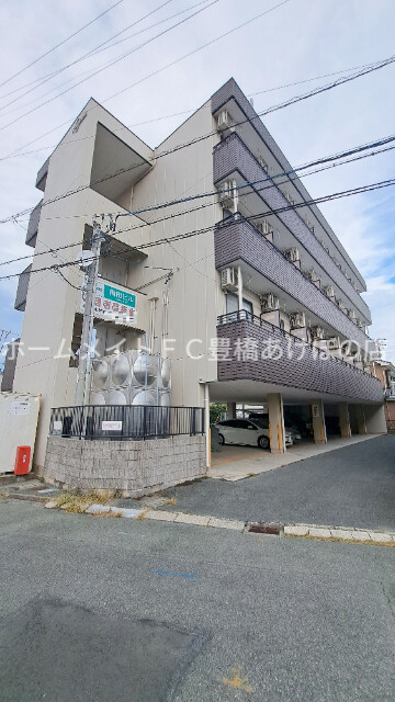梅田ビルの外観写真