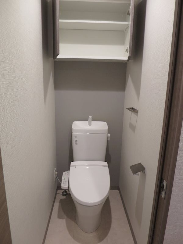トイレ　（別タイプ参考写真）ハイズアヴァンセ王子神谷　北区神谷3