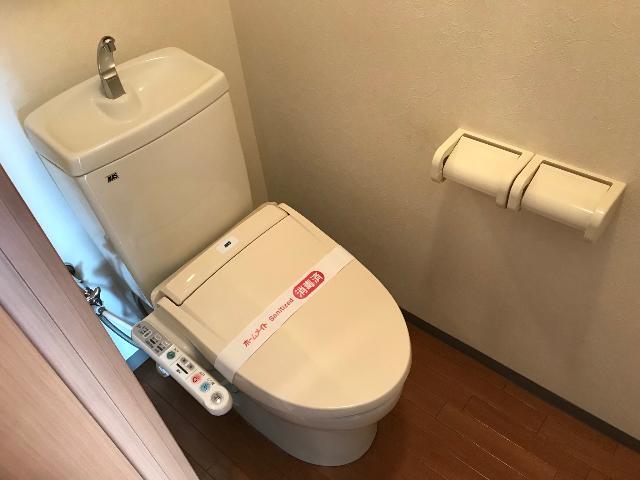 トイレ　シャワー付トイレ