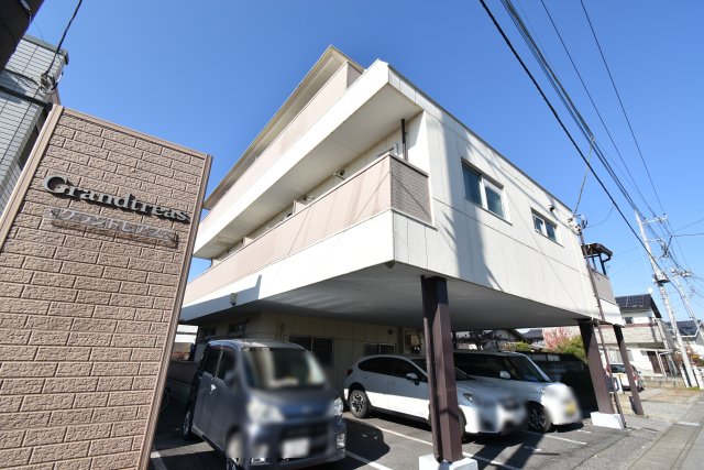 グランドレアスの外観写真