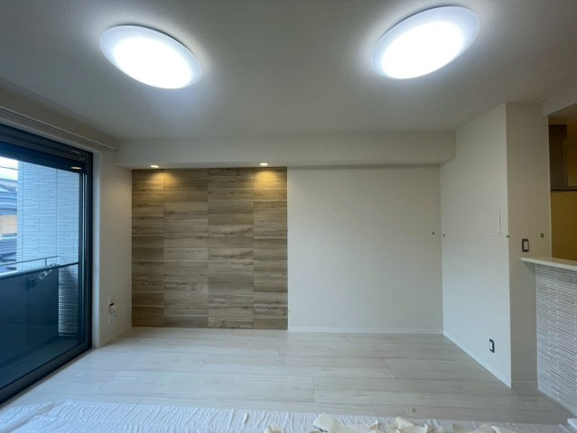 シャーメゾン安満西の町の居間写真