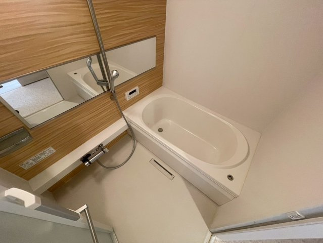 シャーメゾン安満西の町の風呂写真