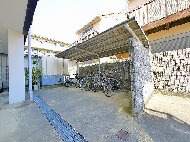 近鉄天理線 前栽駅 徒歩4分 4階建 築36年の外観写真