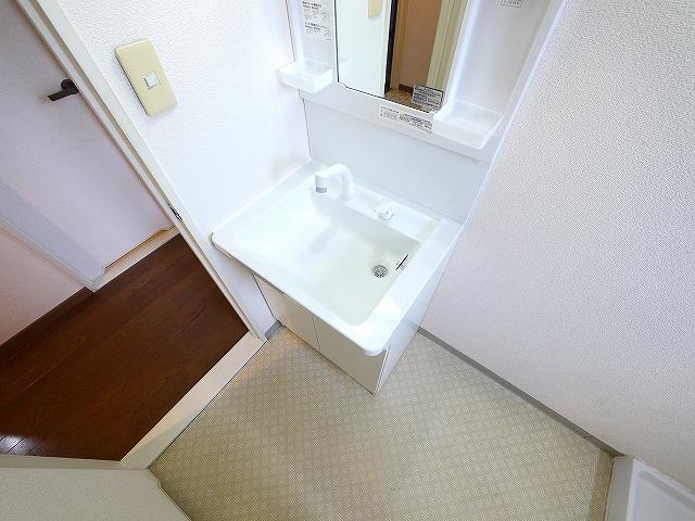 近鉄天理線 前栽駅 徒歩4分 4階建 築36年の内装写真