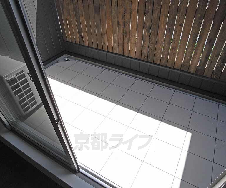 バルコニー　バルコニーも日当たり良好です。
