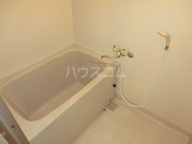 ベルメゾン市が尾Bの風呂写真