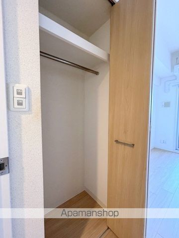 地下鉄御堂筋線 なんば駅 徒歩5分 15階建 築15年の内装写真