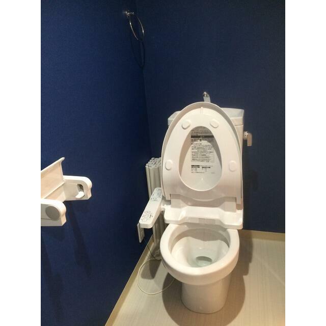 トイレ　※同仕様写真