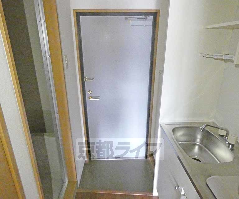 ユニヴェールの玄関写真