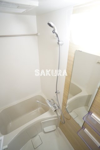 バス・シャワールーム　嬉しい浴室乾燥機付き♪