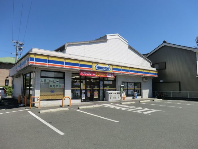 コンビニ　モニストップさん（コンビニ）まで230m