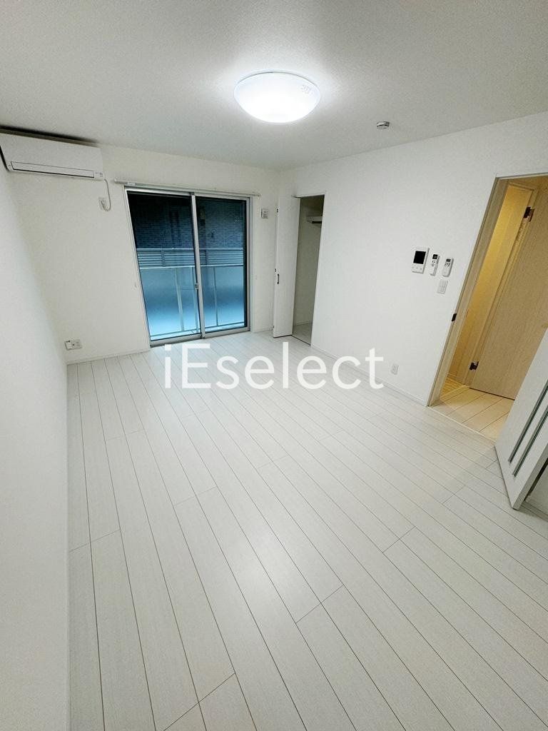 居室・リビング　明るくキレイなお部屋です♪