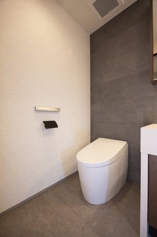 トイレ　ゆったりとした空間のトイレです