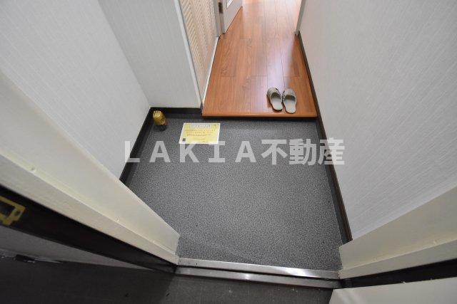 地下鉄堺筋線 扇町駅 徒歩5分 8階建 築41年の玄関写真