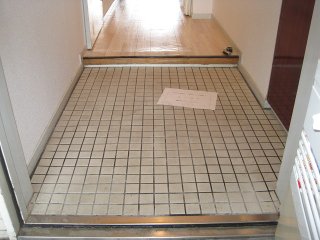 玄関　レグノ・アレッタ
